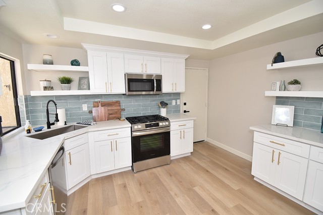 Detail Gallery Image 8 of 25 For 9806 Casiano Ct, Rancho Cucamonga,  CA 91730 - 3 Beds | 2/1 Baths