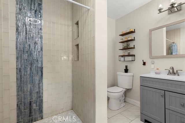 Detail Gallery Image 11 of 32 For 13933 Carpintero Ave, Bellflower,  CA 90706 - 3 Beds | 2 Baths