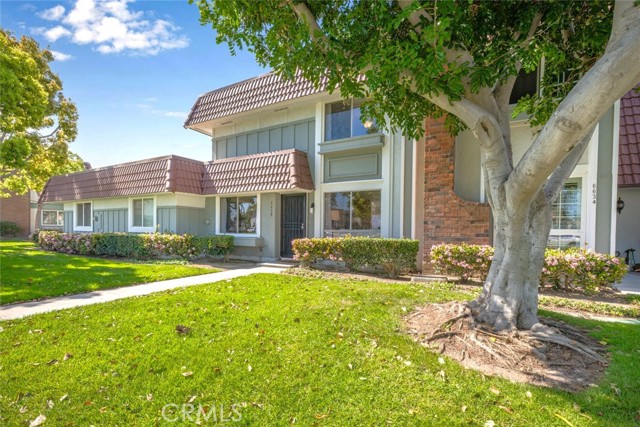 Detail Gallery Image 3 of 68 For 6638 Southampton Dr, Cypress,  CA 90630 - 4 Beds | 3 Baths