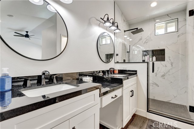 Detail Gallery Image 32 of 50 For 28102 Bobwhite #3,  Saugus,  CA 91350 - 3 Beds | 2/1 Baths