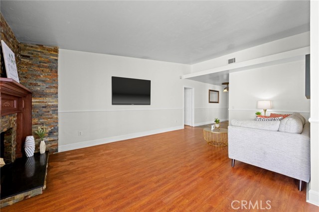 Detail Gallery Image 8 of 44 For 1704 Mulberry Ave, Upland,  CA 91784 - 4 Beds | 2 Baths