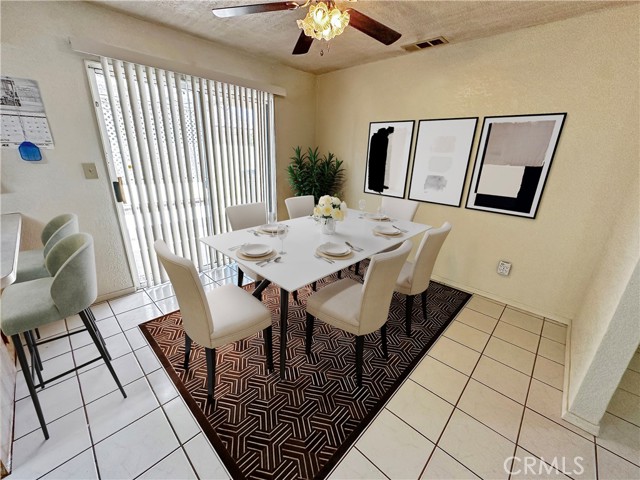260 E Oasis Street, Blythe CA: https://media.crmls.org/medias/2fb03630-9574-411a-bb1a-a841cee425c3.jpg