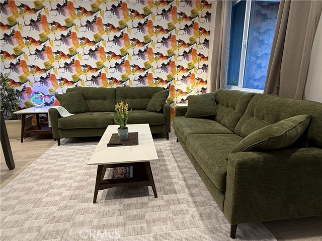 Detail Gallery Image 11 of 74 For 243 S Sand Palm Dr, Anaheim,  CA 92802 - 3 Beds | 3 Baths