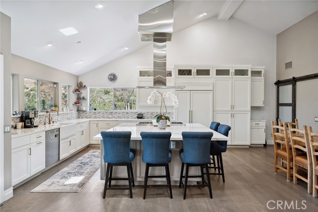 24311 Sylvan Glen Road, Calabasas CA: https://media.crmls.org/medias/2fb1cee6-ce57-4c33-bf07-3cf1bf84f361.jpg