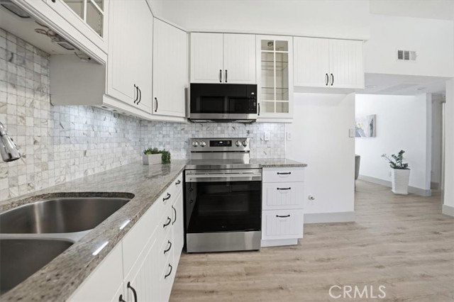 Front Image Thumbnail for CRPW26125008
