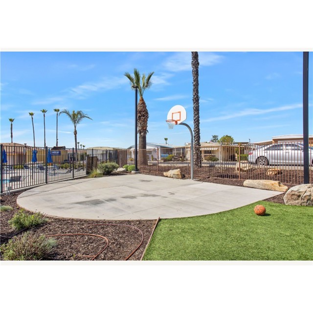 Detail Gallery Image 15 of 16 For 1536 S State St #149,  Hemet,  CA 92543 - 3 Beds | 2 Baths