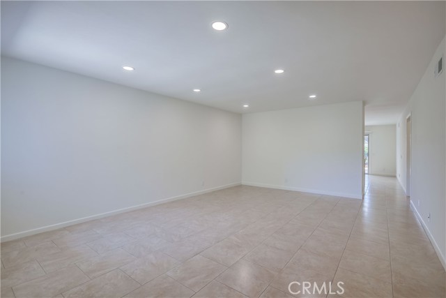 32146 Paseo Sanchez, San Juan Capistrano CA: https://media.crmls.org/medias/2fb32d03-5890-4fef-b180-8944146ab02b.jpg