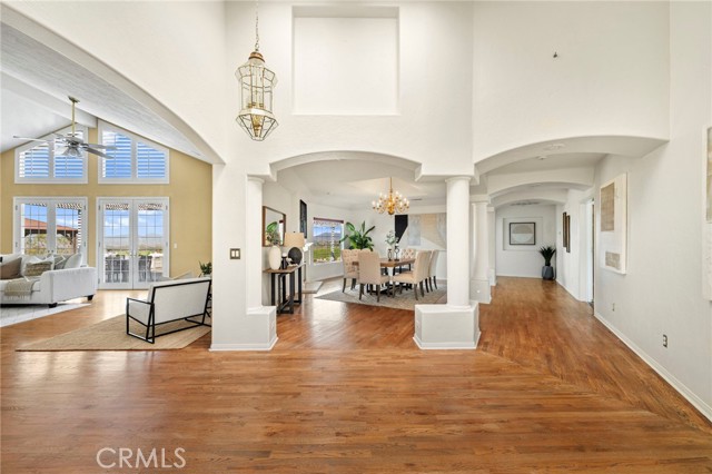 40115 Via Cordova, Temecula CA: https://media.crmls.org/medias/2fb4004e-d8cd-45c5-a312-258bd7b7efe4.jpg