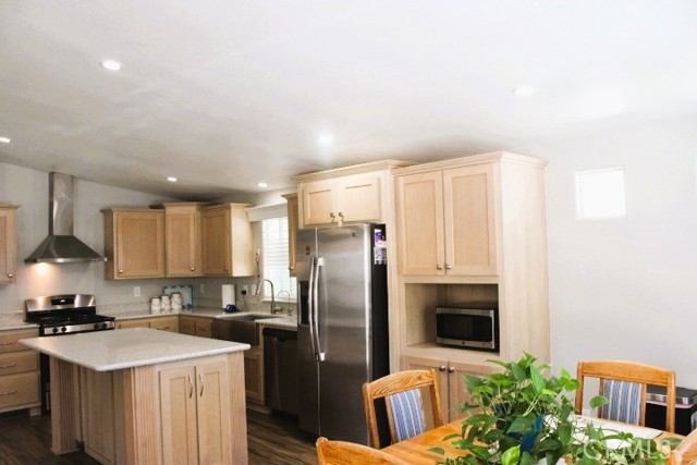 29021 Bouquet Canyon Road, Saugus CA: https://media.crmls.org/medias/2fb4d0f7-d1f6-4245-b345-d25f6ab2d7b5.jpg