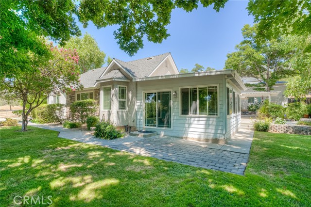 6060 Miners Ranch Road, Oroville CA: https://media.crmls.org/medias/2fb51d5a-7c3a-490b-b25f-9fffd9a5f6ae.jpg