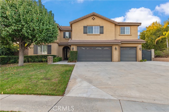 Detail Gallery Image 1 of 44 For 788 Brianna Way, Corona,  CA 92879 - 6 Beds | 4 Baths