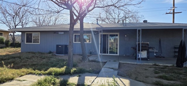 Detail Gallery Image 5 of 6 For 7363 Sage, Yucca Valley,  CA 92284 - 3 Beds | 2 Baths