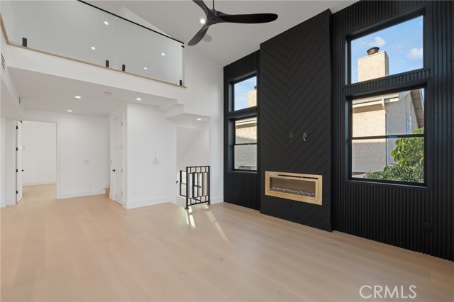 Detail Gallery Image 11 of 44 For 110 S Irena Ave #B,  Redondo Beach,  CA 90277 - 3 Beds | 4/1 Baths