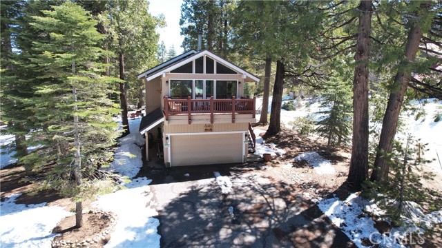 Detail Gallery Image 1 of 35 For 41089 Silver Pine Ln, Shaver Lake,  CA 93664 - 4 Beds | 3 Baths