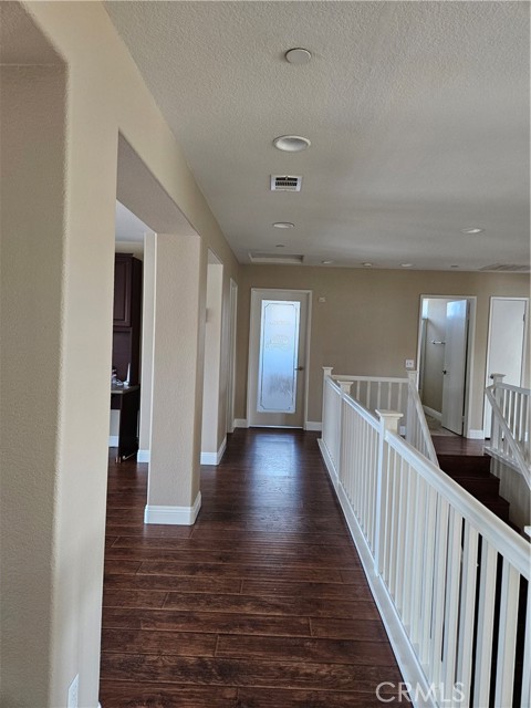 410 Caliente Drive, Norco CA: https://media.crmls.org/medias/2fb6e244-2129-4a31-ae84-335c3c512058.jpg