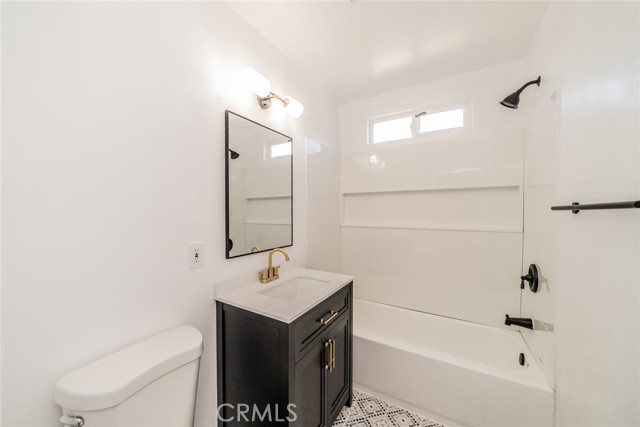 Detail Gallery Image 13 of 30 For 18987 Mindanao St, Bloomington,  CA 92316 - 4 Beds | 2 Baths
