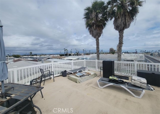 Detail Gallery Image 28 of 42 For 21851 Newland St #66,  Huntington Beach,  CA 92646 - 3 Beds | 2 Baths