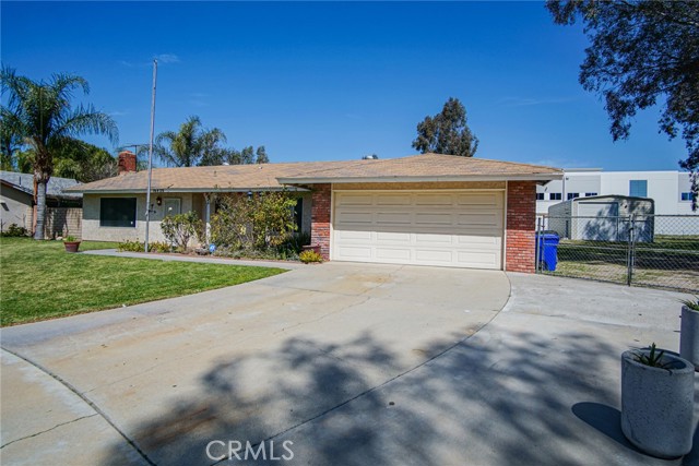 16420 Aliso Dr, Fontana, CA 92337