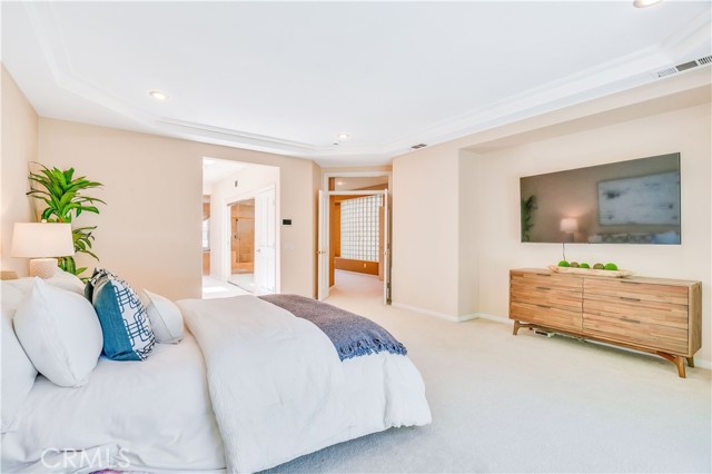 48 Via Porto Grande, Rancho Palos Verdes CA: https://media.crmls.org/medias/2fb8bca3-46c1-43ce-9a83-f155fa870d96.jpg