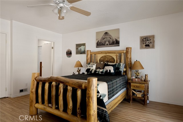 Detail Gallery Image 20 of 44 For 26249 Cedar Ln, Twin Peaks,  CA 92391 - 4 Beds | 3 Baths