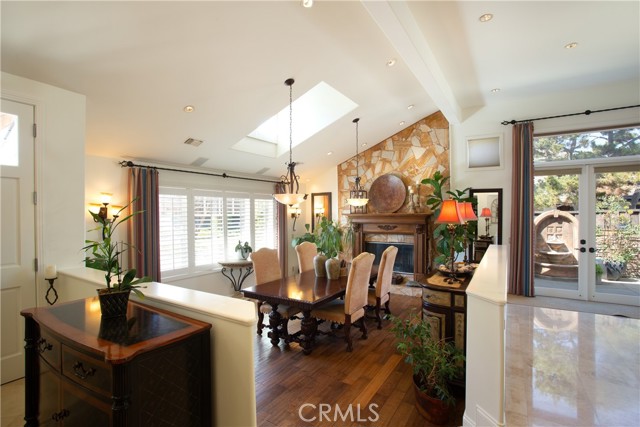 1706 Port Margate Place, Newport Beach CA: https://media.crmls.org/medias/2fb90dae-d3d9-4a07-bdca-0fb17c9aab43.jpg