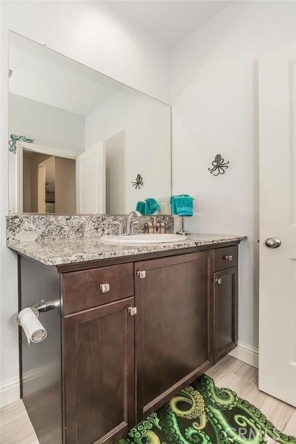 Image 26 of 75 For 877 Treasure Hills