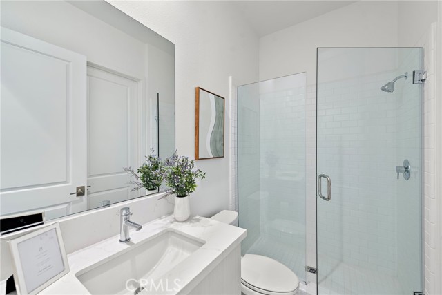 215 Sutters Mill, Irvine CA: https://media.crmls.org/medias/2fb9aa43-5acc-4cfd-8e95-b6747f5fc2a7.jpg