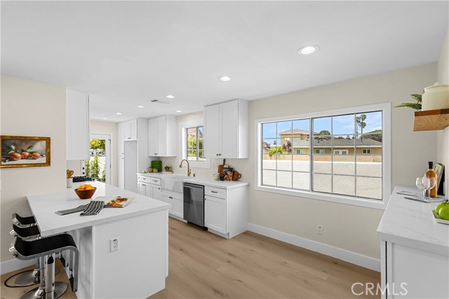 23401 Anza Ave, Torrance CA: https://media.crmls.org/medias/2fba5943-d661-41d0-b569-e5e9202e3cc8.jpg