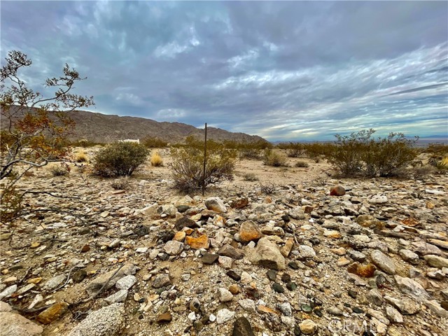 0 Utah Trail, Twentynine Palms, California 92277, ,Land,For Sale,0 Utah Trail,CRJT24014142