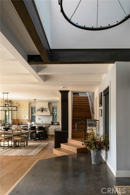 420 Golf Course Road, Lake Arrowhead CA: https://media.crmls.org/medias/2fbbca5f-571d-4f65-b84a-c083942b9371.jpg