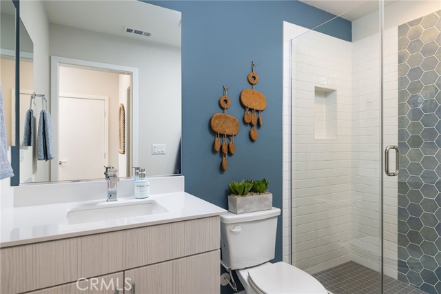 Detail Gallery Image 4 of 4 For 109 Towns Ave, Upland,  CA 91786 - 3 Beds | 3 Baths