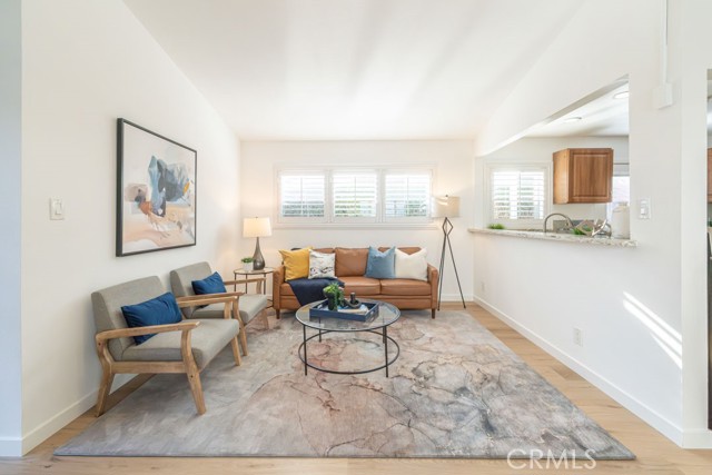 Detail Gallery Image 5 of 25 For 309 E Silva St, Long Beach,  CA 90805 - 2 Beds | 1 Baths