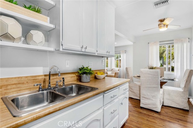 768 Rosecrans Avenue, Manhattan Beach, California 90266, 3 Bedrooms Bedrooms, ,1 BathroomBathrooms,Residential,Sold,Rosecrans,SB21180825