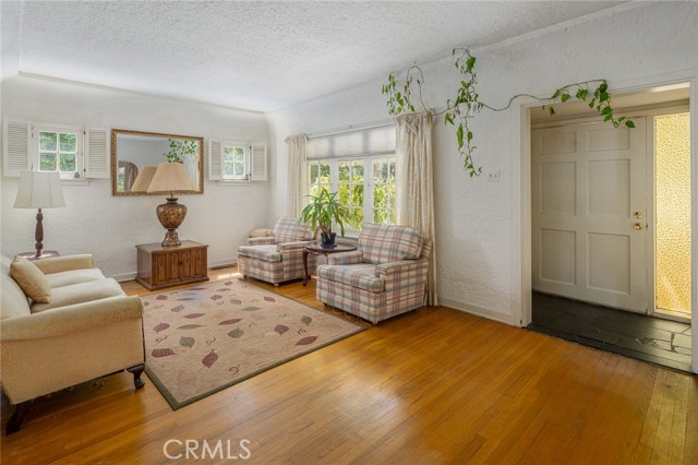 1335 Opechee Way photo 4