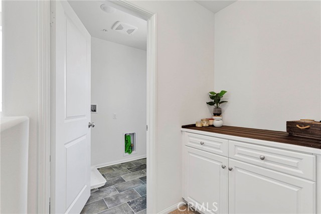 Detail Gallery Image 19 of 36 For 12056 Beverly Glen St, Victorville,  CA 92392 - 3 Beds | 2/1 Baths