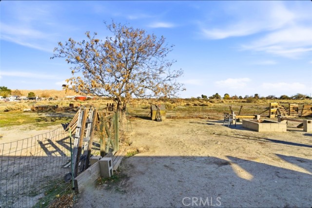 Detail Gallery Image 37 of 39 For 19449 Chamisal, Adelanto,  CA 92301 - 4 Beds | 2 Baths