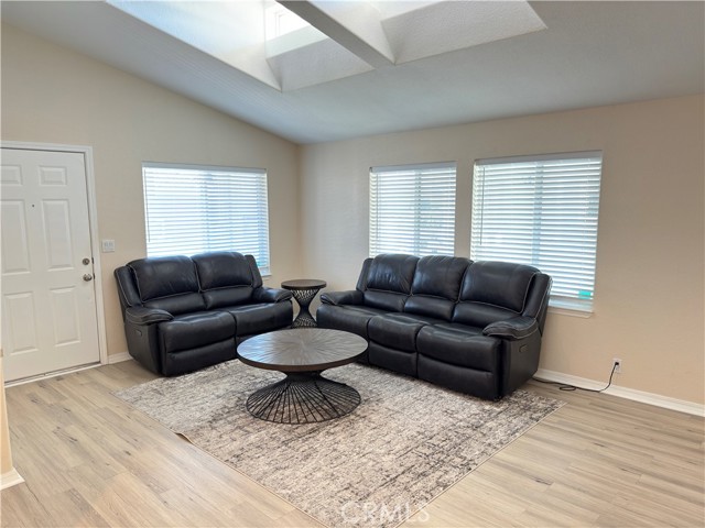 Detail Gallery Image 7 of 23 For 16444 Bolsa Chica St #61,  Huntington Beach,  CA 92649 - 2 Beds | 2 Baths