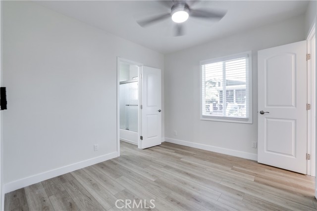 Detail Gallery Image 9 of 15 For 722 Main St, Huntington Beach,  CA 92648 - 2 Beds | 1 Baths