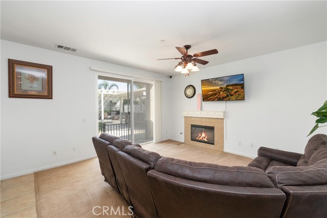 Detail Gallery Image 7 of 52 For 6651 Darling Ln, San Bernardino,  CA 92407 - 4 Beds | 2/1 Baths