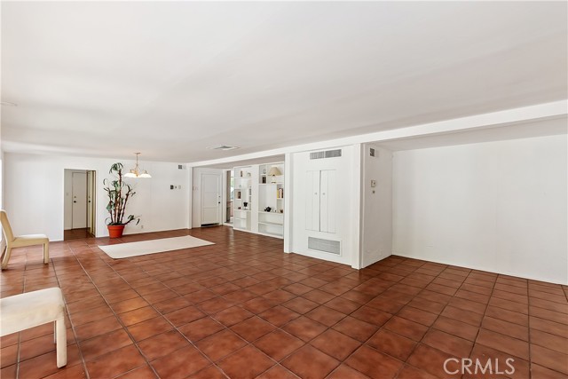 Living & Dining Room