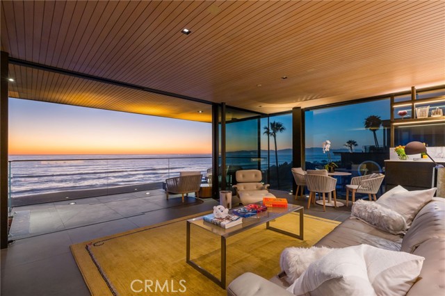 4320 The Strand, Manhattan Beach, California 90266, 3 Bedrooms Bedrooms, ,1 BathroomBathrooms,Residential,For Sale,The Strand,SB25006940