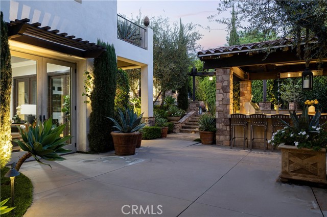 Detail Gallery Image 22 of 33 For 9981 Foxrun Rd, North Tustin,  CA 92705 - 7 Beds | 7/1 Baths