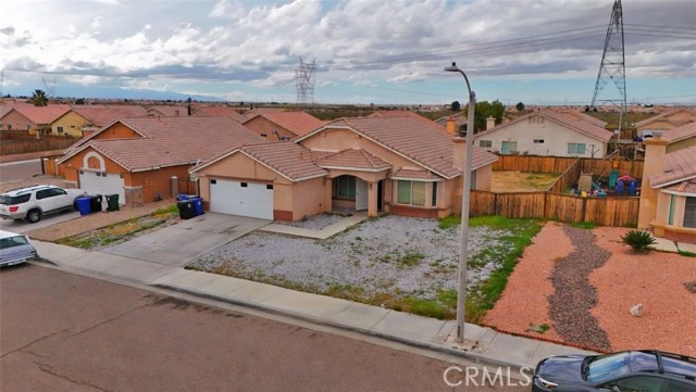 Detail Gallery Image 6 of 28 For 15460 Guava, Victorville,  CA 92394 - 4 Beds | 2 Baths