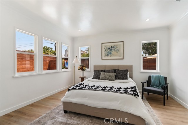 18257 Palora Street, Tarzana CA: https://media.crmls.org/medias/2fc04f33-b03c-47b3-87ca-755b6a70064a.jpg