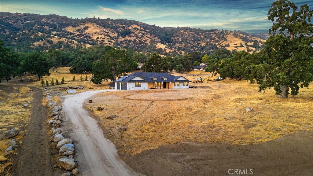 2Fc08275 2502 47E3 Abb9 6E6D94Abaeb3 27921 Bear Valley Road, Tehachapi, Ca 93561 &Lt;Span Style='BackgroundColor:transparent;Padding:0Px;'&Gt; &Lt;Small&Gt; &Lt;I&Gt; &Lt;/I&Gt; &Lt;/Small&Gt;&Lt;/Span&Gt;