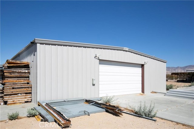 Detail Gallery Image 5 of 28 For 16265 Koch St, Mojave,  CA 93501 - 4 Beds | 2/1 Baths