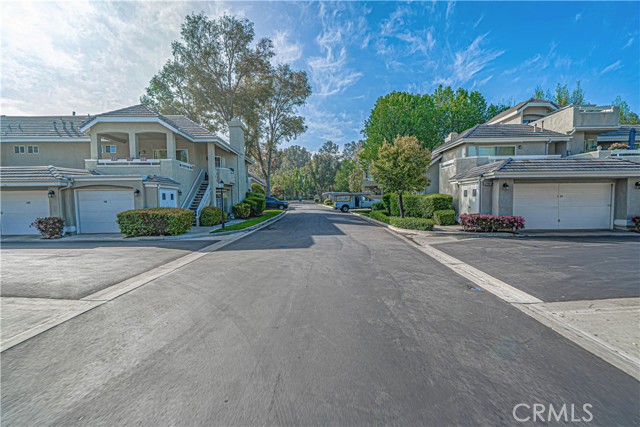 Detail Gallery Image 30 of 32 For 26107 Mcbean #61,  Valencia,  CA 91355 - 2 Beds | 2 Baths