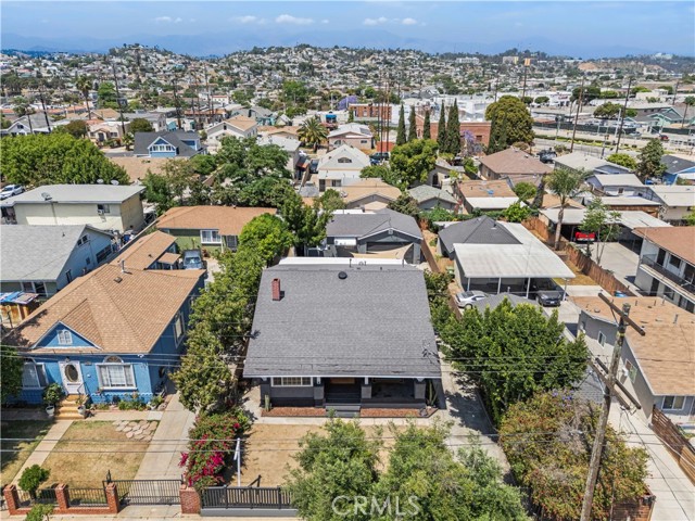 3511 E 2nd Street, Los Angeles CA: https://media.crmls.org/medias/2fc21dd5-ffaa-441a-a9da-19ab84b563ed.jpg