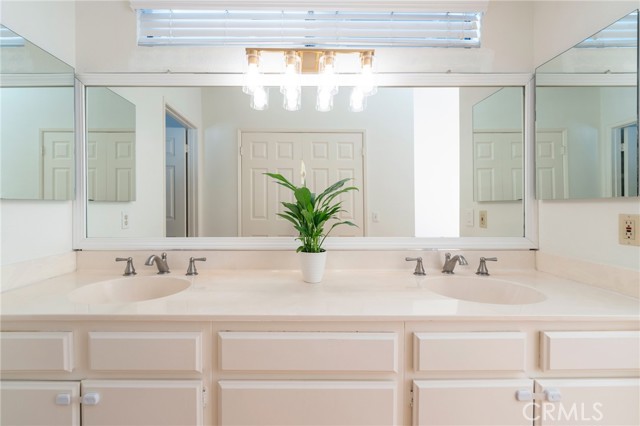 Detail Gallery Image 25 of 49 For 2577 Plaza Del Amo #730,  Torrance,  CA 90503 - 3 Beds | 2/1 Baths