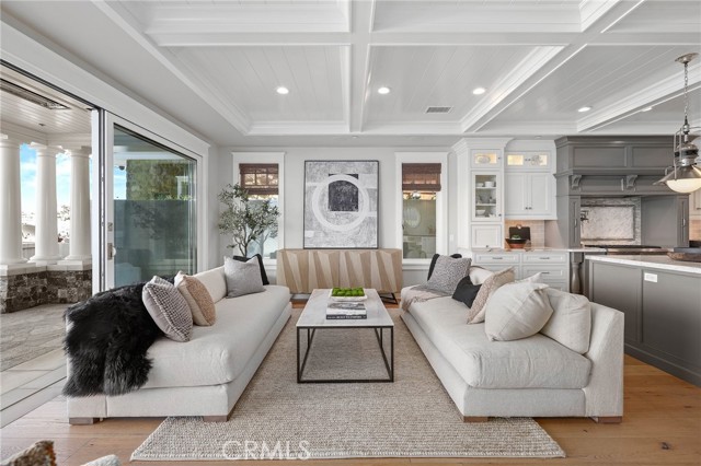 Detail Gallery Image 12 of 49 For 2222 Channel Rd, Newport Beach,  CA 92661 - 4 Beds | 4 Baths